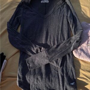 Hollister Charcoal V-Neck Long Sleeve